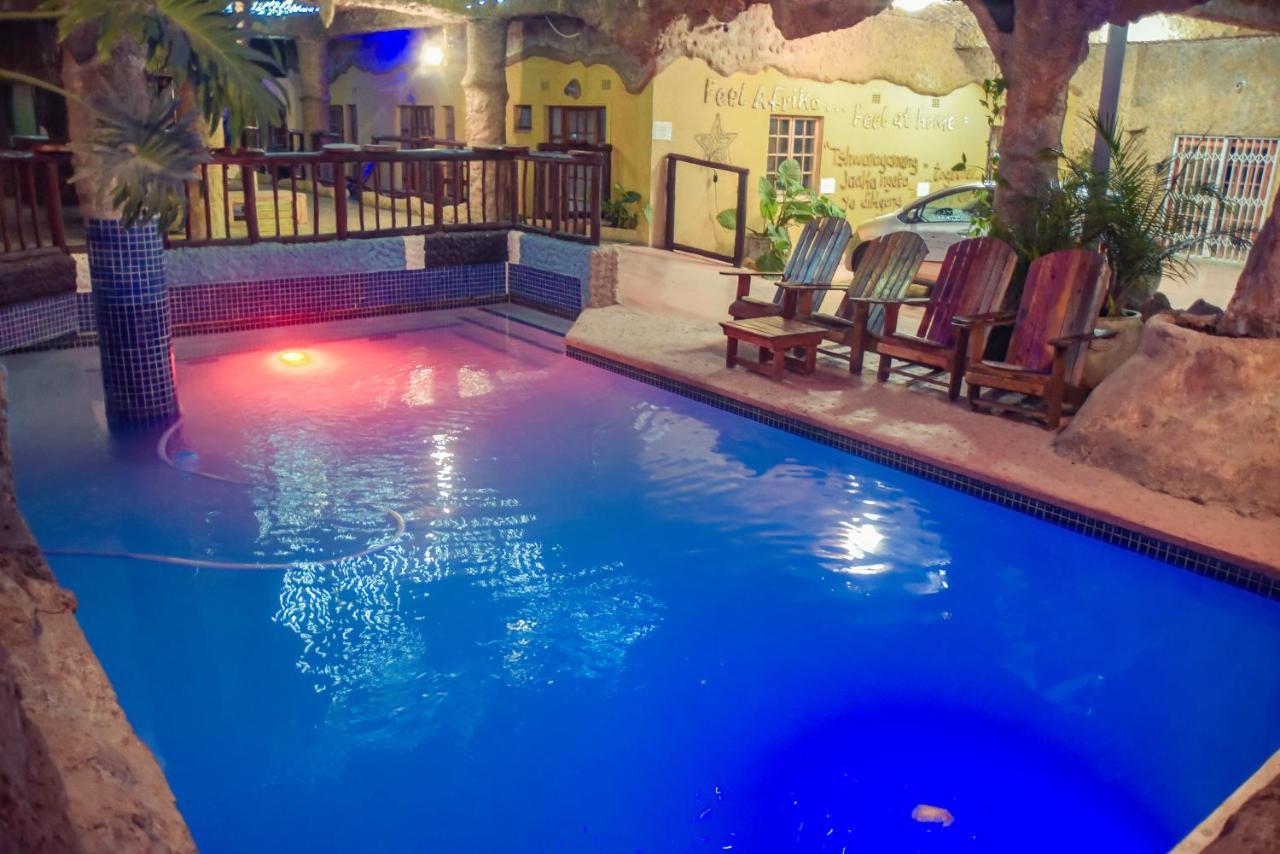 African Home Hotel Gaborone Exterior foto