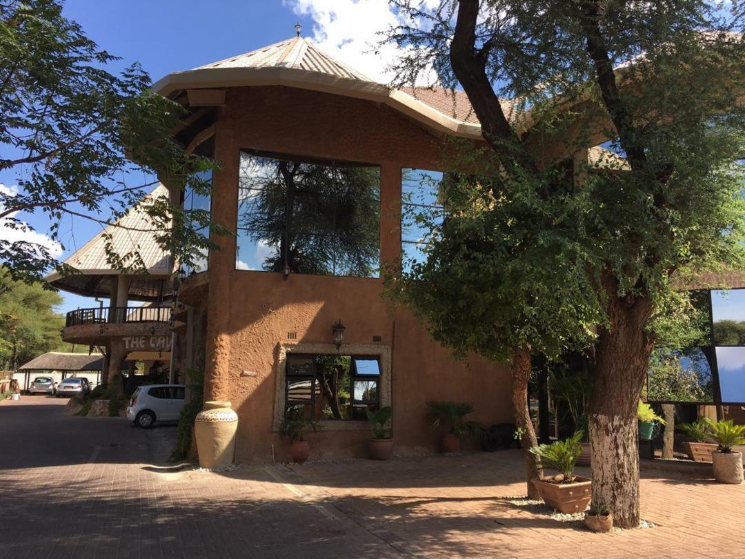 African Home Hotel Gaborone Exterior foto